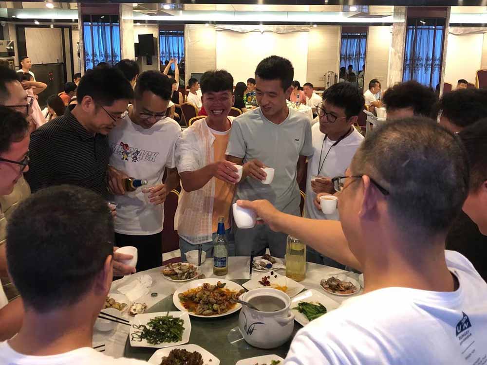 邁伺特三亞團建